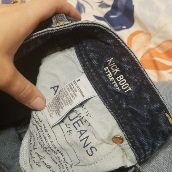 American Eagle boot cut jeans- EUC - Picture 3 of 3